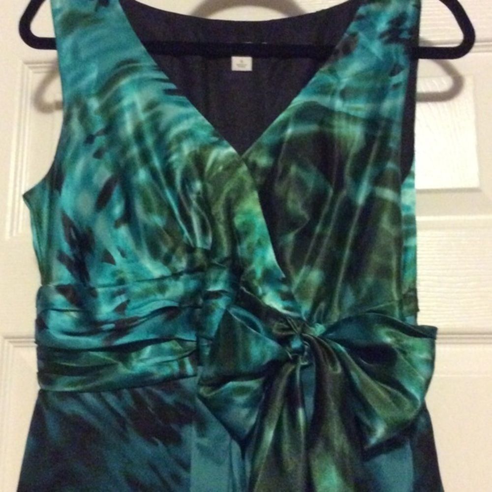Gorgeous Green multi color dress